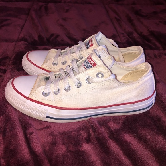 White converse - Picture 3 of 5